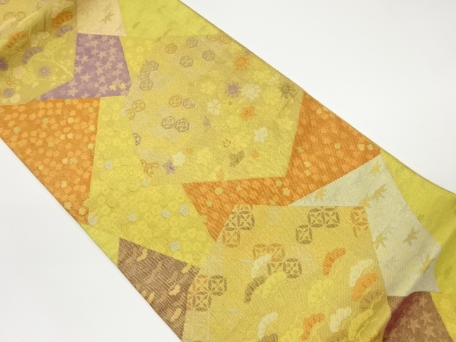 切嵌風秋草に古典柄模様織出し袋帯